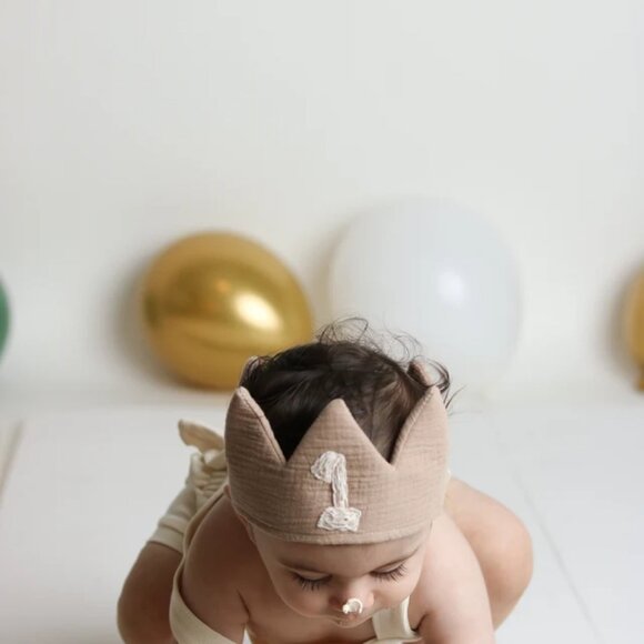 Handmade Fabric first Birthday party CROWN hat (Color mustard YELLOW) for baby - Picture 4 of 4